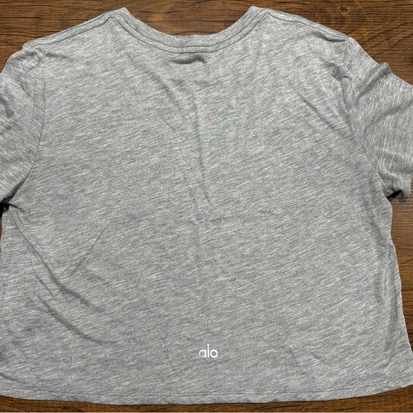 Alo Gray Crop Top Small - Picture 2 of 4